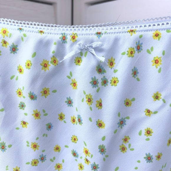 Wild‎ Fable Blue Floral Mini Skirt XX-Large Recycled Polyester Daisy Print NWT - Picture 3 of 6
